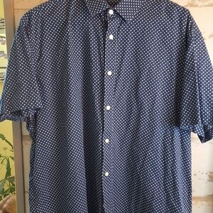 UNTUCKit Navy and White Dotted Shirt XXXL
